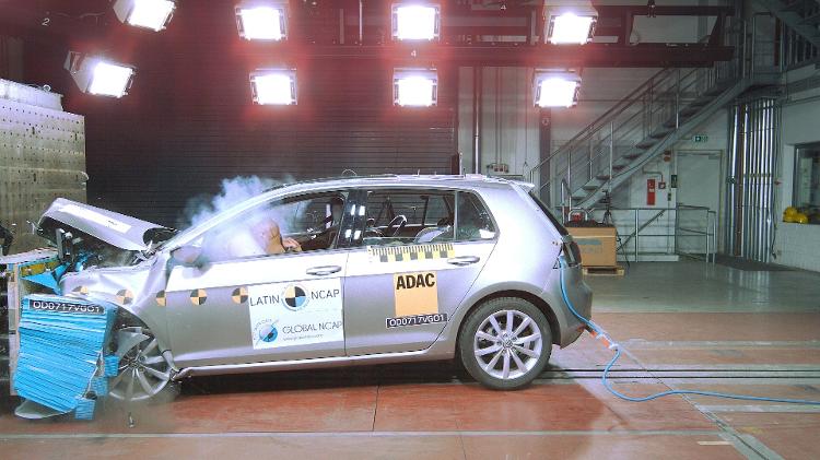 Volkswagen Golf na fase VIII Latin NCAP - Divulgação - Divulgação