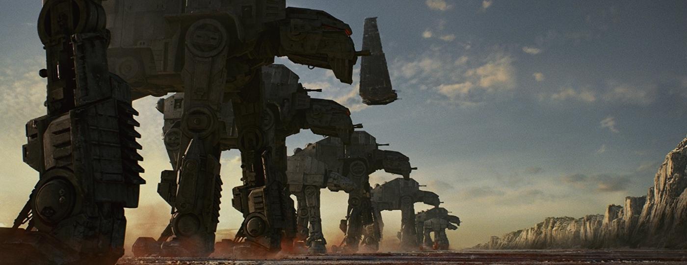 Cena de batalha em "Star Wars: Os Últimos Jedi" - Divulgação