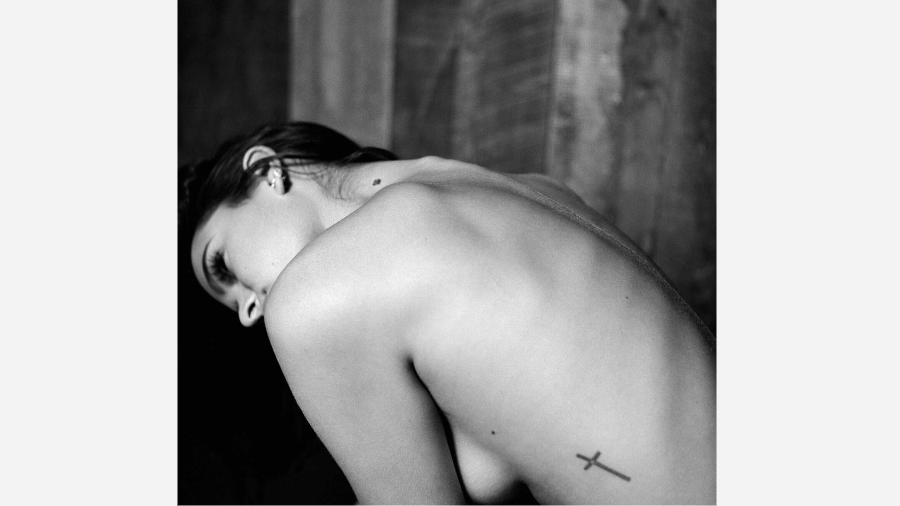 Bruna Marquezine em ensaio sensual - Reprodução/Instagram