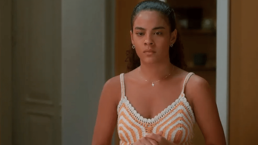 Jenifer (Bella Campos) em Vai na Fé - Reprodução/TV Globo