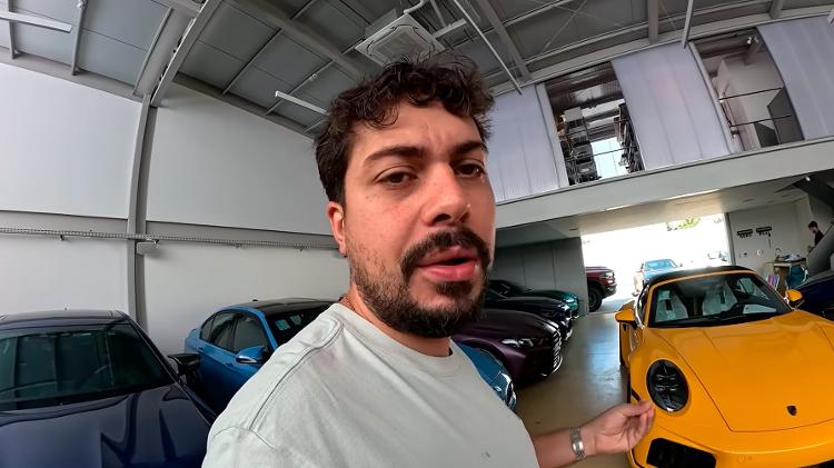 Eduardo Razuk construiu um galpão em Campo Grande (MS)para guardar sua coleção de carros de luxo; muitos foram sorteados em rifas