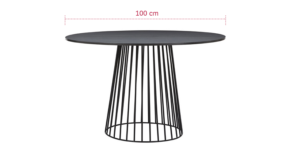 Uma mesa redonda é uma ótima pedida para quem tem a sala de jantar pequena, porque o formato "economiza" espaço. Gosta de decorações contemporâneas ou minimalistas? Opte por uma peça com uma base moderna como a do móvel C401 da Carbono (www.carbonodesign.com.br), desenhado por Rodrigo Ferreira - Divulgação/ Arte UOL
