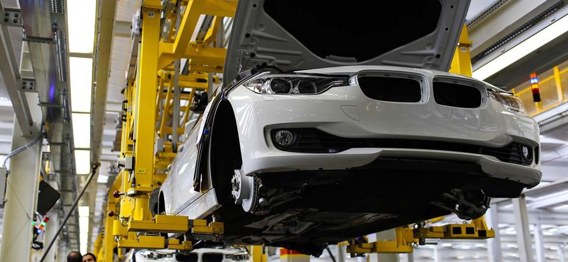 Linha do BMW Série 3 em Araquari (SC): modelo é produzido desde 2014 localmente, mas há riscos; África do Sul é um dos países que fará nova geração - Divulgação