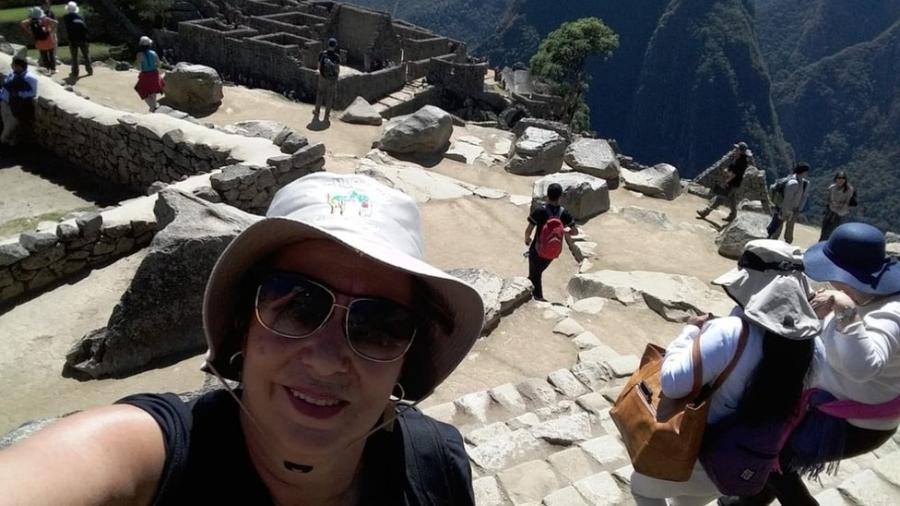 Flora Contin, de 65 anos, viajou sozinha para realizar o sonho de conhecer Machu Picchu  - Arquivo pessoal