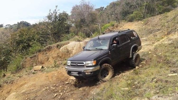 Toyota Hilux SW4 Luciano Rassolin - Arquivo pessoal - Arquivo pessoal