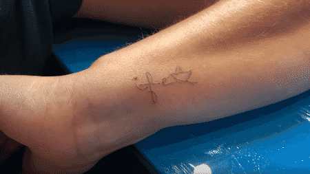 Thais Fersoza Faz Duas Tatuagens Religiosas Com Homenagem Sutil Aos Filhos 03 01 2019 Uol Universa