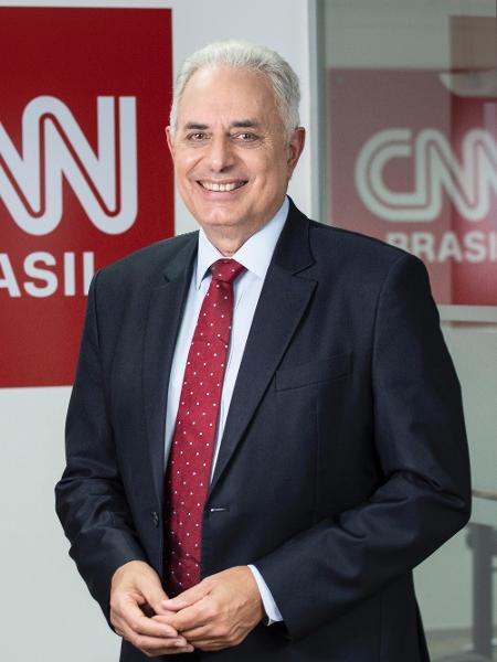 William Waack é âncora da CNN Brasil e está em home office por fazer parte do grupo de risco da Covid-19  - Divulgação 