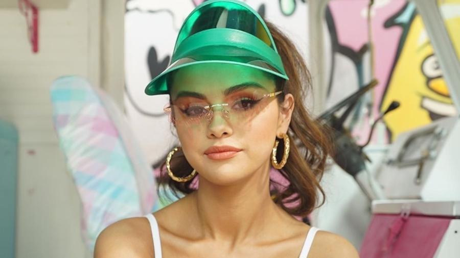 Selena Gomez apareceu no clipe de "Ice Cream" usando produtos da Rare Beauty - Reprodução/Instagram