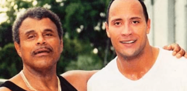 The Rock e Dwayne Johnson: 11 pistas para descobrir se são irmãos ou a  mesma pessoa - Aficionados