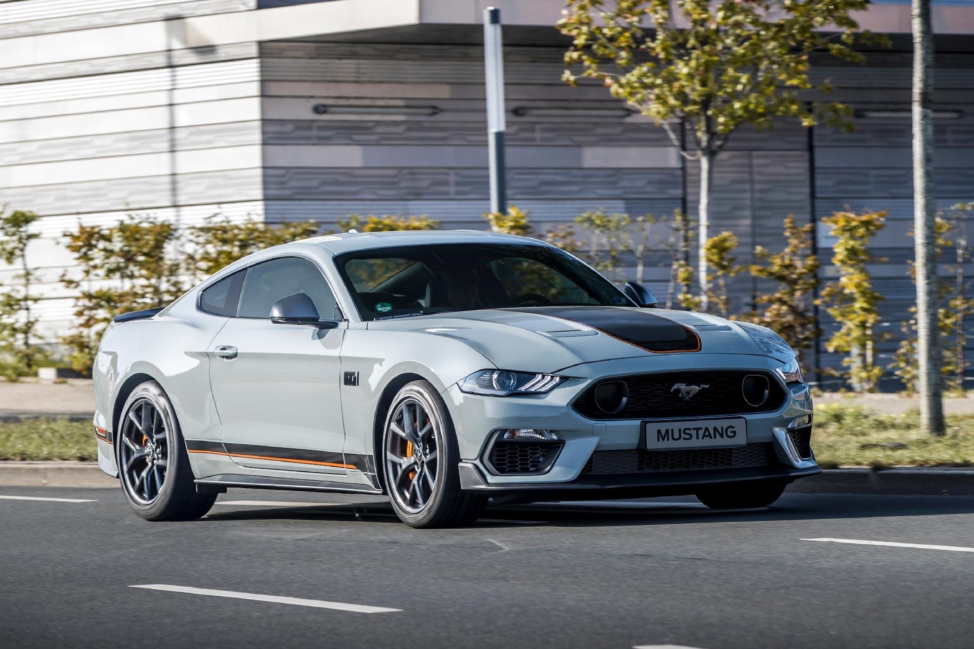 Mustang Mach 1 chega ao Brasil como homenagem ao passado ...