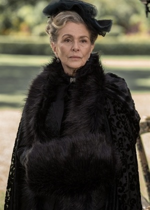 Condessa Vitória (Irene Ravache): É uma mulher vaidosa, prepotente e extremamente orgulhosa de sua origem nobre