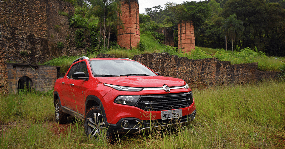 Fiat Toro Volcano AT9 4x4 Diesel - Murilo Góes/UOL