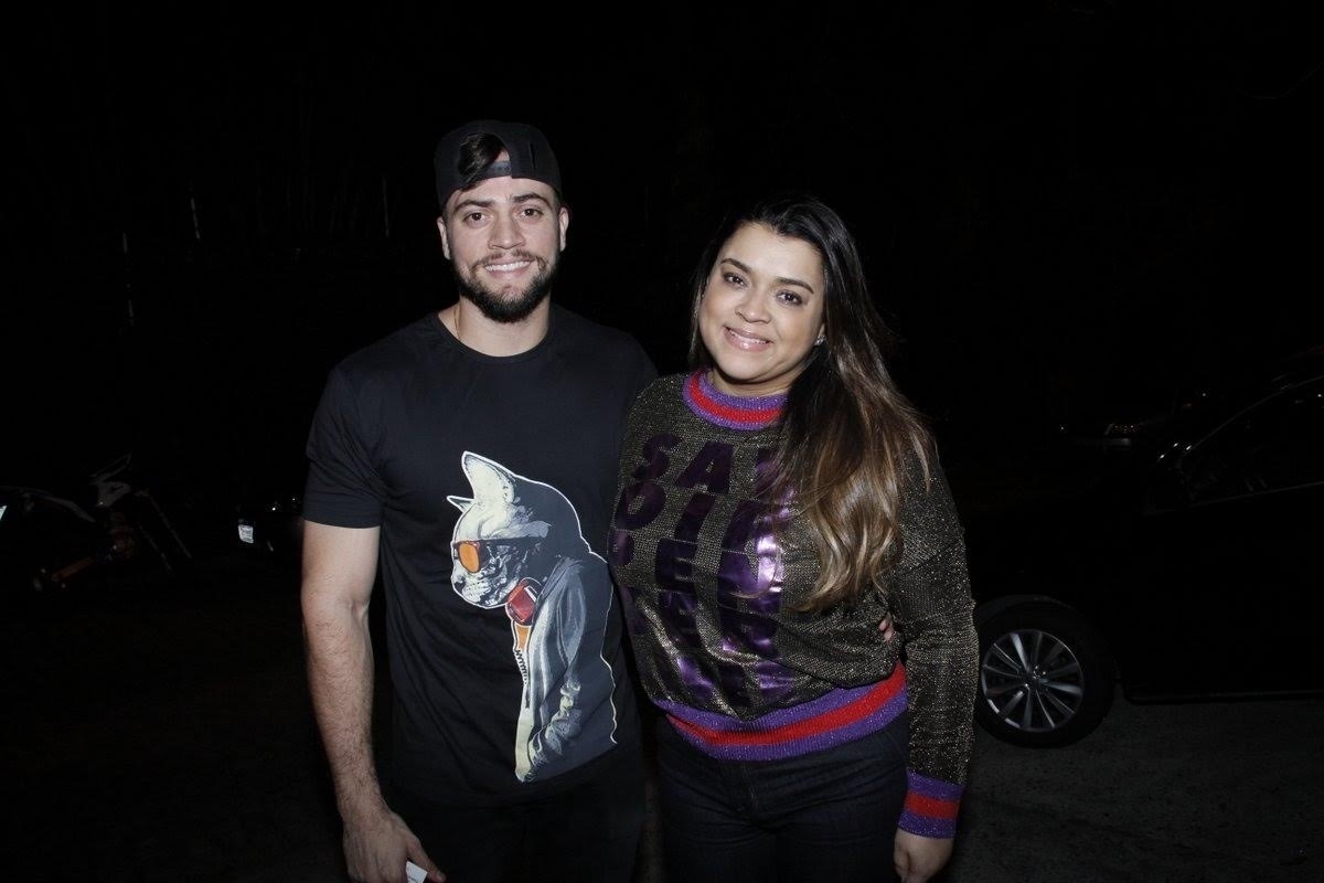 30.nov.2016 - Aniversariante desta quarta-feira, Angélica organizou um festa em sua casa no Rio de Janeiro para comemorar seus 43 anos. Preta Gil compareceu ao evento acompanhado do marido, Rodrigo Godoy - Marcos Ferreira / Brazil News