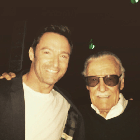 Hugh Jackman tira foto ao lado de Stan Lee - Reprodução/Instagram