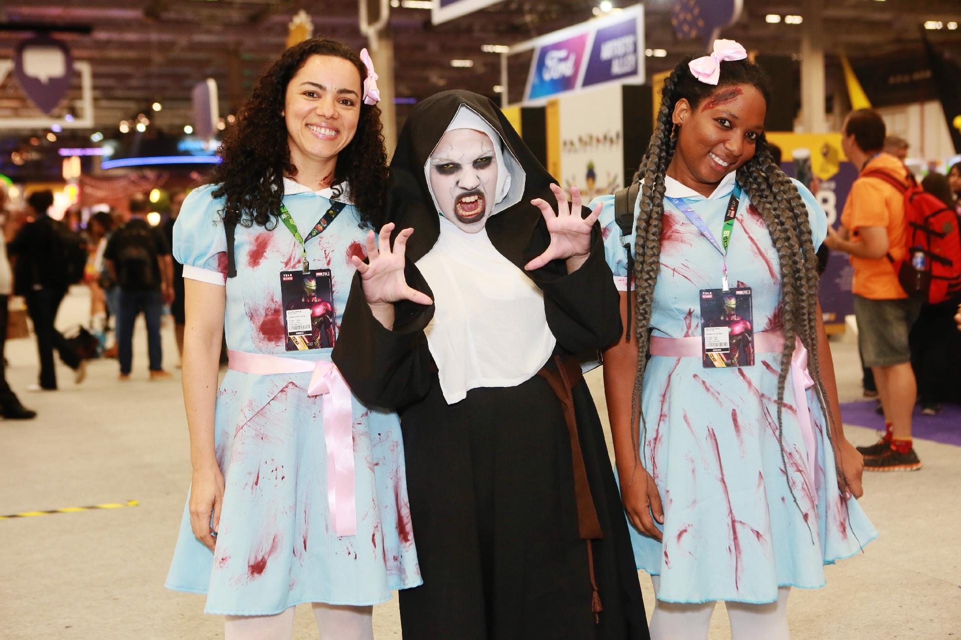 Cosplay de O Iluminado e A Freira - Iwi Onodera/UOL