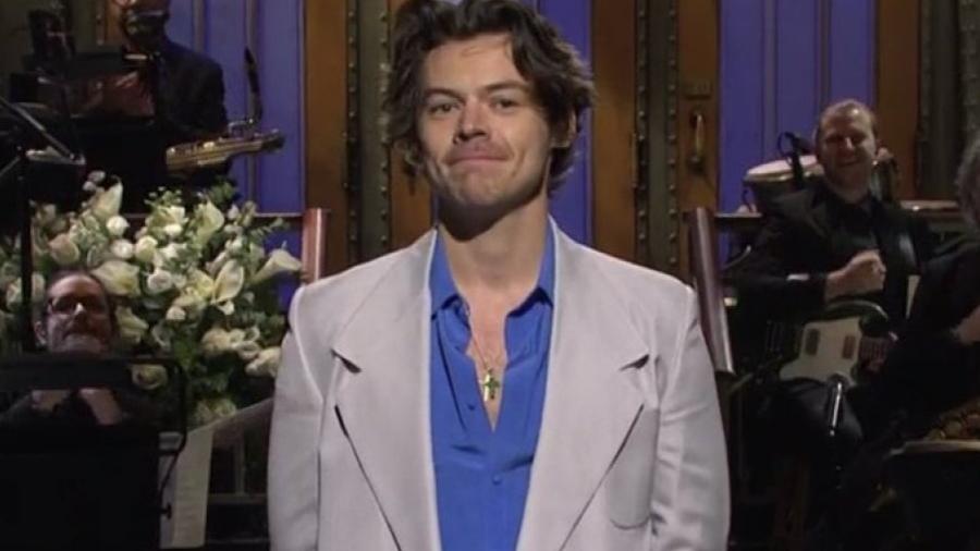 Harry Styles apresenta o Saturday Night Live - Reprodução/Twitter