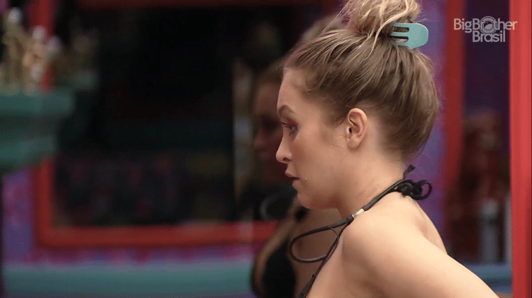 BBB 21: Carla Diaz no quarto colorido - Reprodução/Globoplay - Reprodução/Globoplay