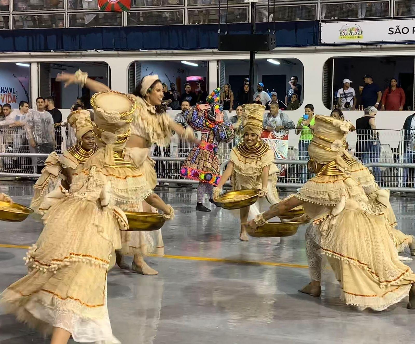 Desfile da Mocidade Alegre, segunda colocada no Grupo Especial - Bruno Laurato/Colaboração para o UOL