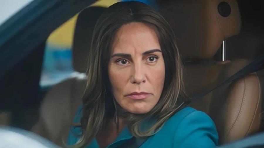 Gloria Pires como Irene em 'Terra e Paixão'