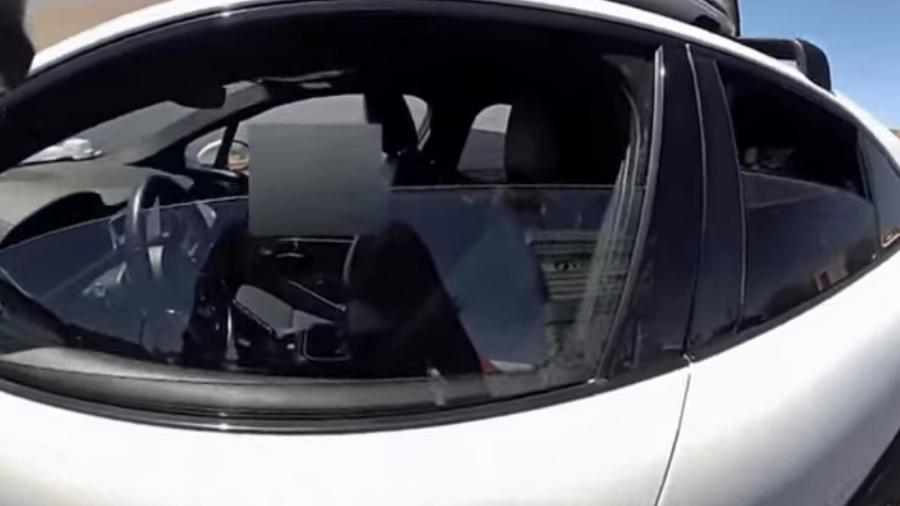 Carro autônomo é parado por policial nos EUA - Reprodução