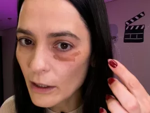 Bronzer no lugar do corretivo? Vanessa Rozan testa truque viral