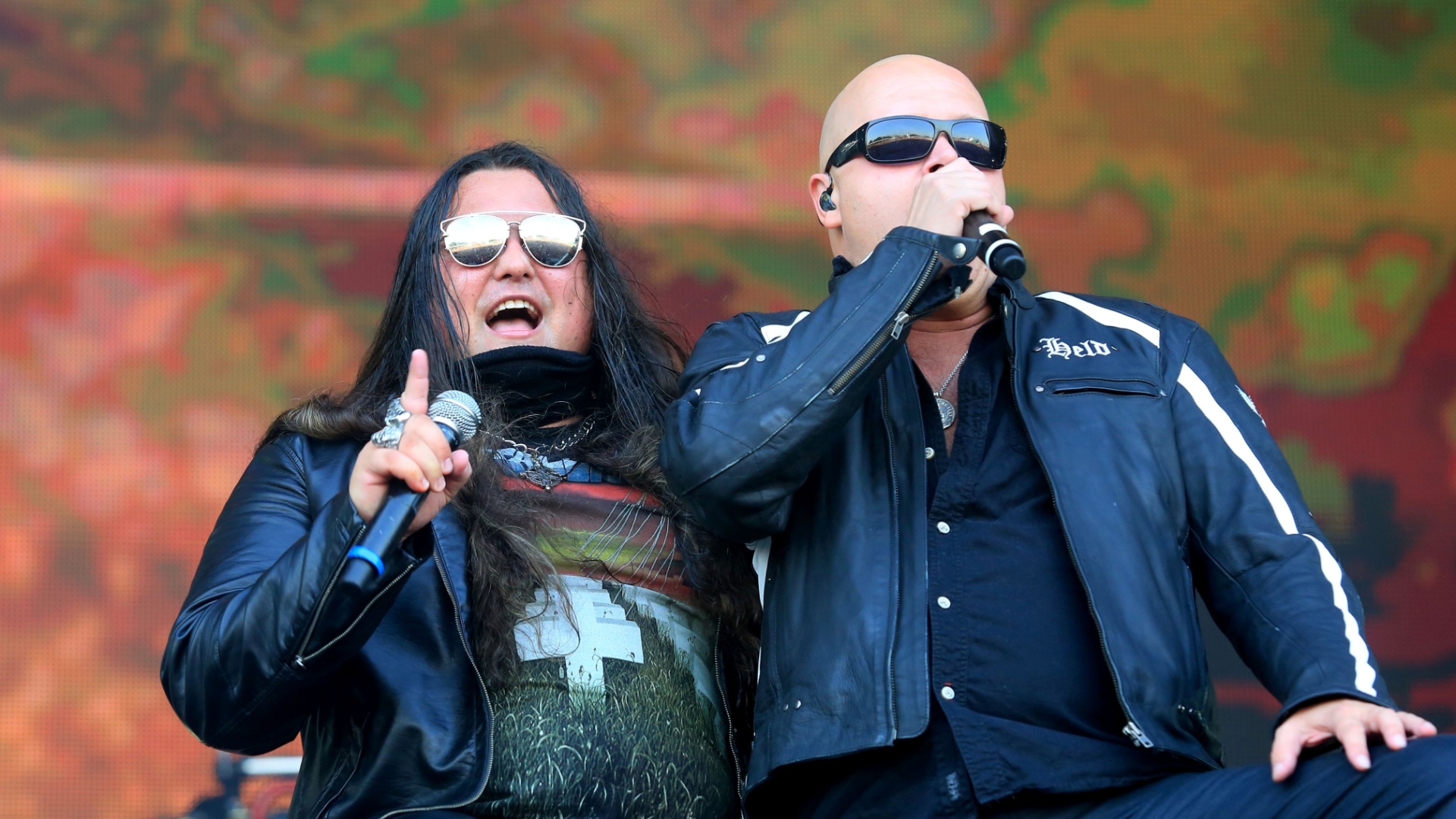 19.set.2015 - O ex-vocalista da banda alemã Halloween Michael Kiske se juntou aos brasileiros do Noturnall, agitando o público do palco Sunset, durante o segundo dia do Rock in Rio 2015. - Marco Antônio Teixeira/UOL