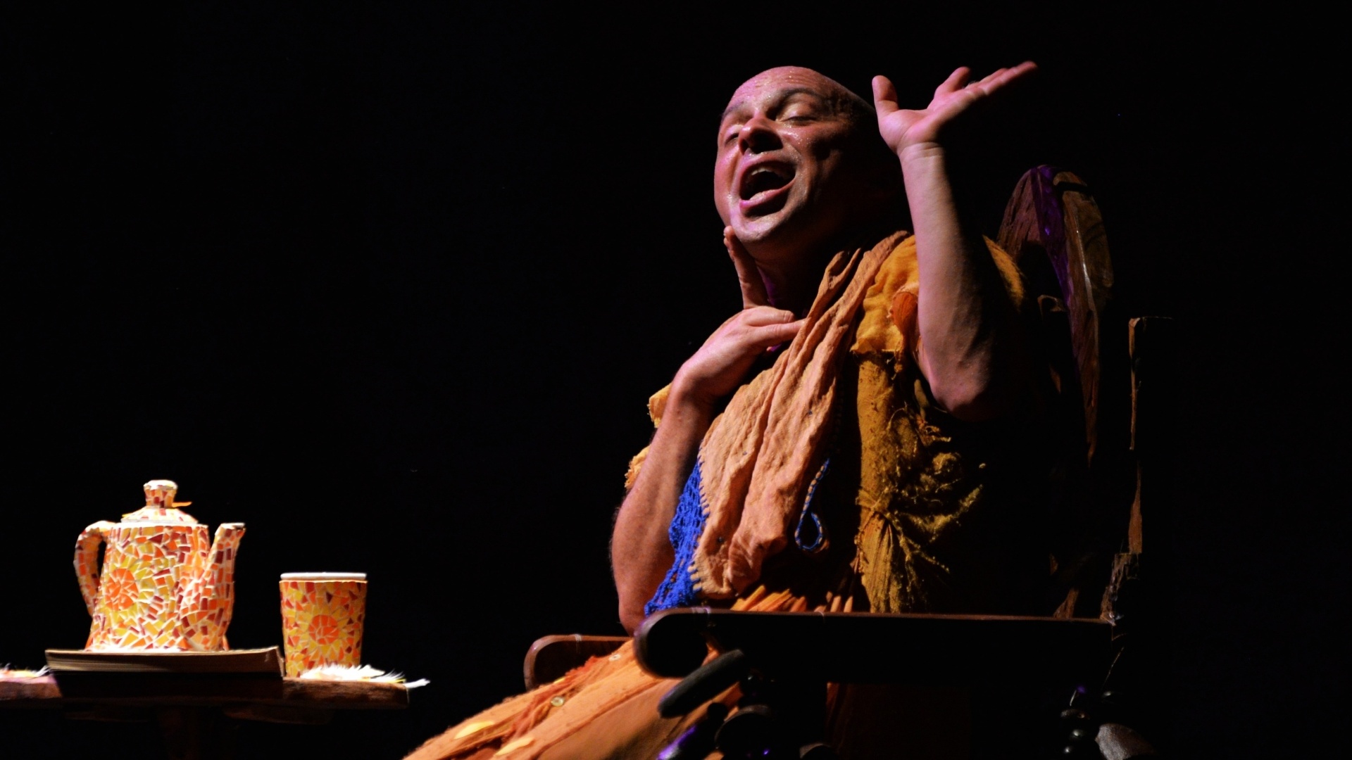 Folia nos palcos! Artistas mantêm peças em cartaz durante o Carnaval - Luiza Filippo