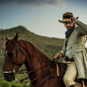 Santoro como Afânio na primeira fase da novela "Velho Chico" - Caiuá Franco/TV Globo - Caiuá Franco/TV Globo