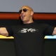 1º.dez.2016 - O ator Vin Diesel comanda a galera no painel do filme "xXx: Reativado" na Comic Con Experience, em São Paulo - Manuela Scarpa/Brazil News