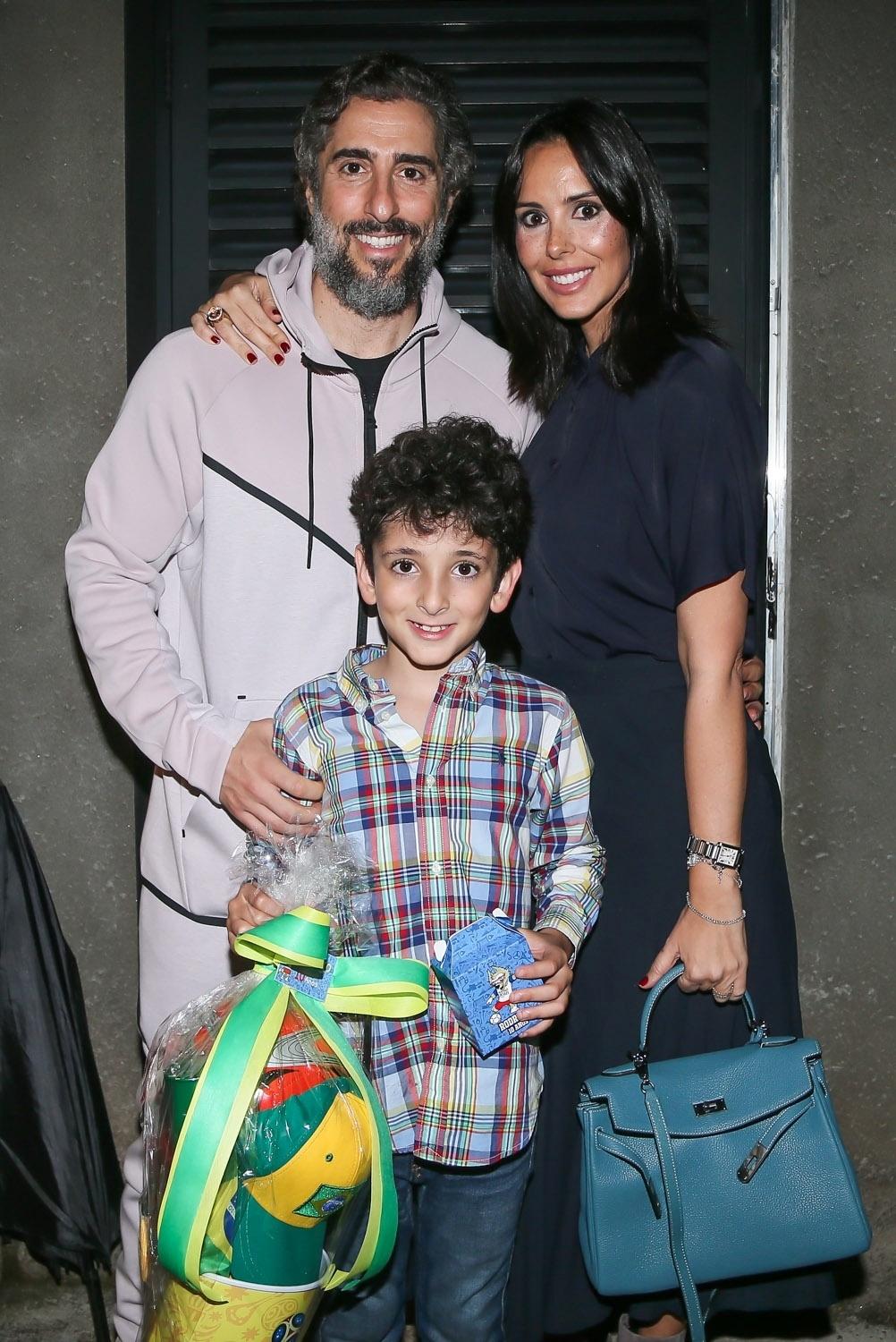 Apresentador Marcos Mion com a esposa Suzana Gullo e o filho caçula Stéfano - Manuela Scarpa/Brazil News