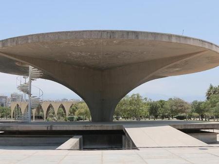 Museu do espaço dentro da Feira de Trípoli - Alexi Abou Sleiman