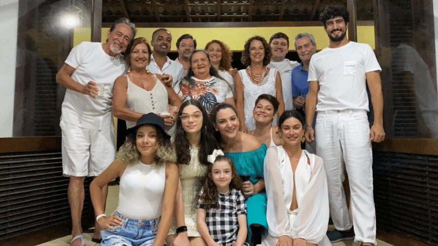Thaila Ayala e Renato Goes reúnem família no ano novo - Reprodução/Instagram