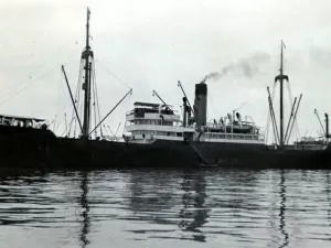 Tinha ouro do Brasil? Mistério do navio alemão 'auto-afundado' na 2ª Guerra