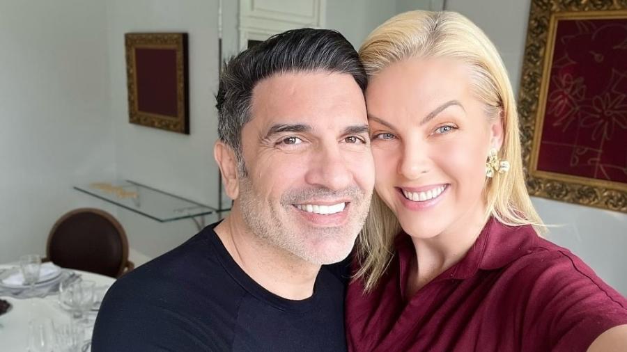 Ana Hickmann recebeu Edu Guedes em casa