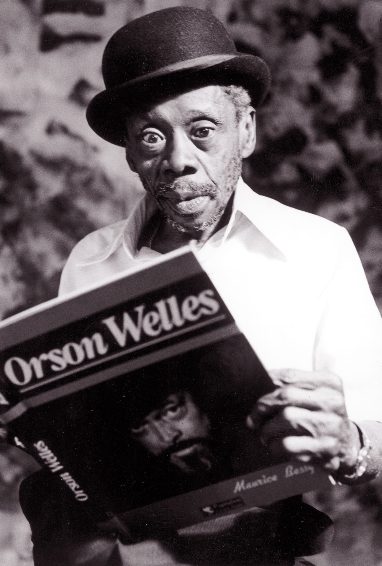 Grande Otelo em "Tudo é Brasil" (1997), de Rogério Sganzerla, um dos três documentários sobre o filme "It's All True", de Orson Welles, rodado no Brasil na década de 1940 e jamais lançado - Acervo Cinemateca