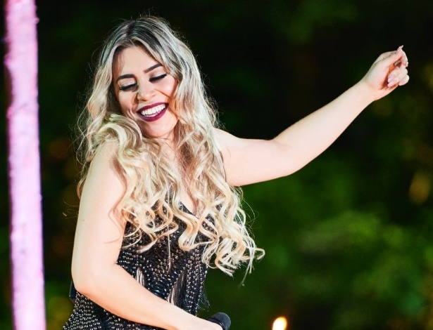Naiara Azevedo é cantora sertaneja que vem sendo chamada de "Pablo de Saia" e "Reginalda Rossi" da sofrência  - Divulgação