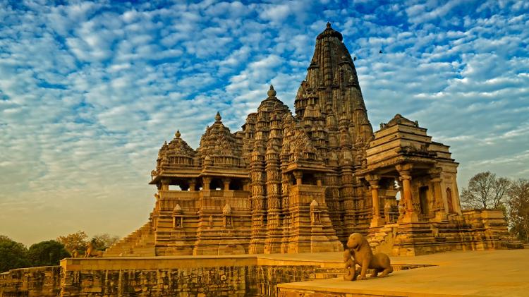 Localizados na Índia, os templos de Khajuraho também exibem uma linda arquitetura - Getty Images/iStockphoto - Getty Images/iStockphoto