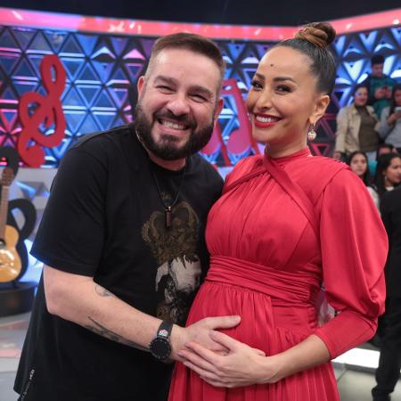 Bola reencontra Sabrina Sato - Antonio Chahestian/Record - Antonio Chahestian/Record