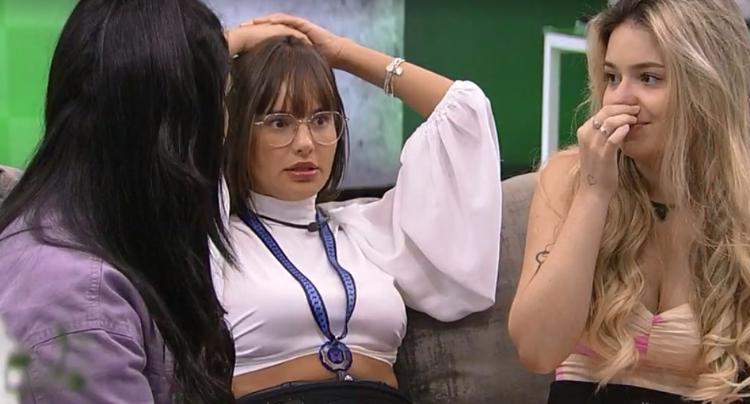 BBB 21: Thaís chocada ao ouvir o nome do ex em vídeo - Reprodução/Globoplay - Reprodução/Globoplay