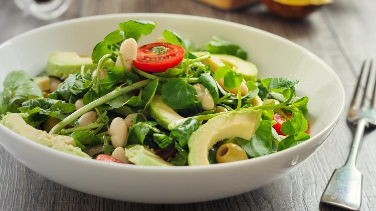 salada de agrião - iStock - iStock