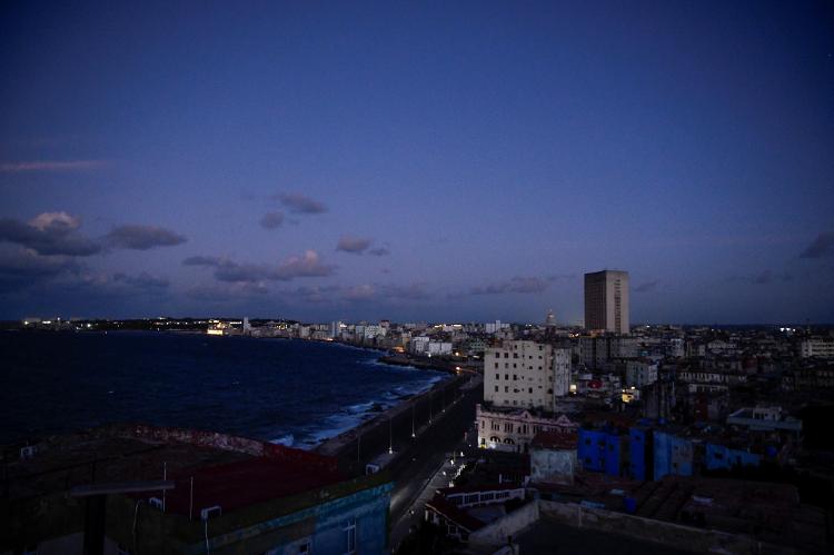 Prédios de Havana sob apagão