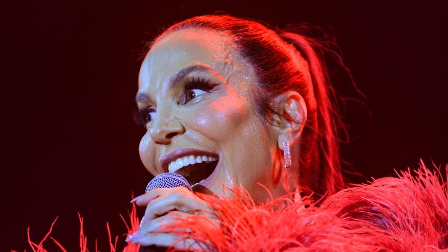 Ivete Sangalo anuncia turnê de samba, '99 apresenta: Ivete Clareou' Ivete Sangalo anuncia turnê de samba, '99 apresenta: Ivete Clareou'