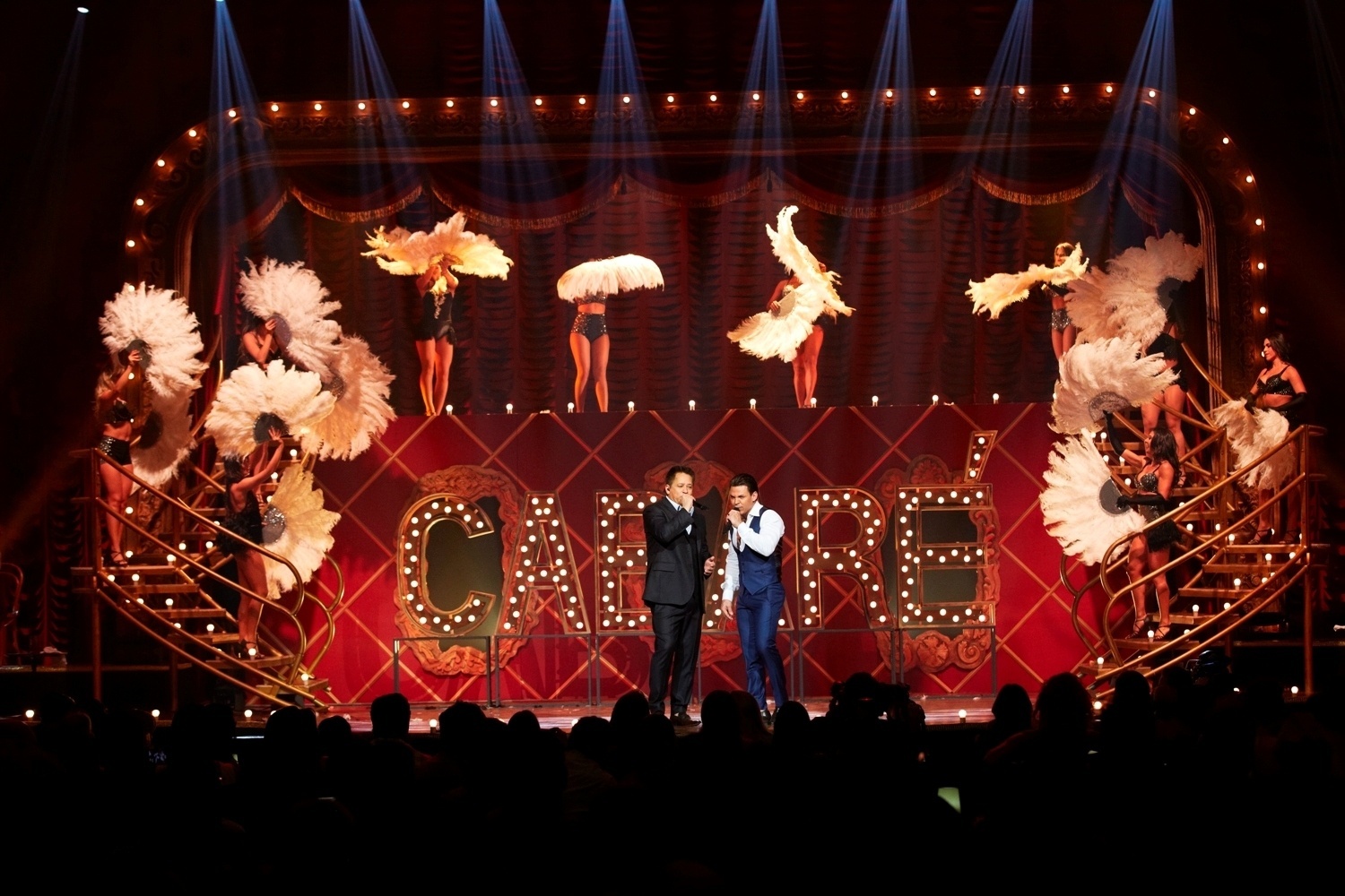 Leonardo e Eduardo Costa no show "Cabaré" - Divulgação/Guto Costa
