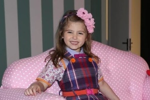 Fotos Sbt Apresenta Remake De Carinha De Anjo 09 11 2016 Uol Tv E Famosos