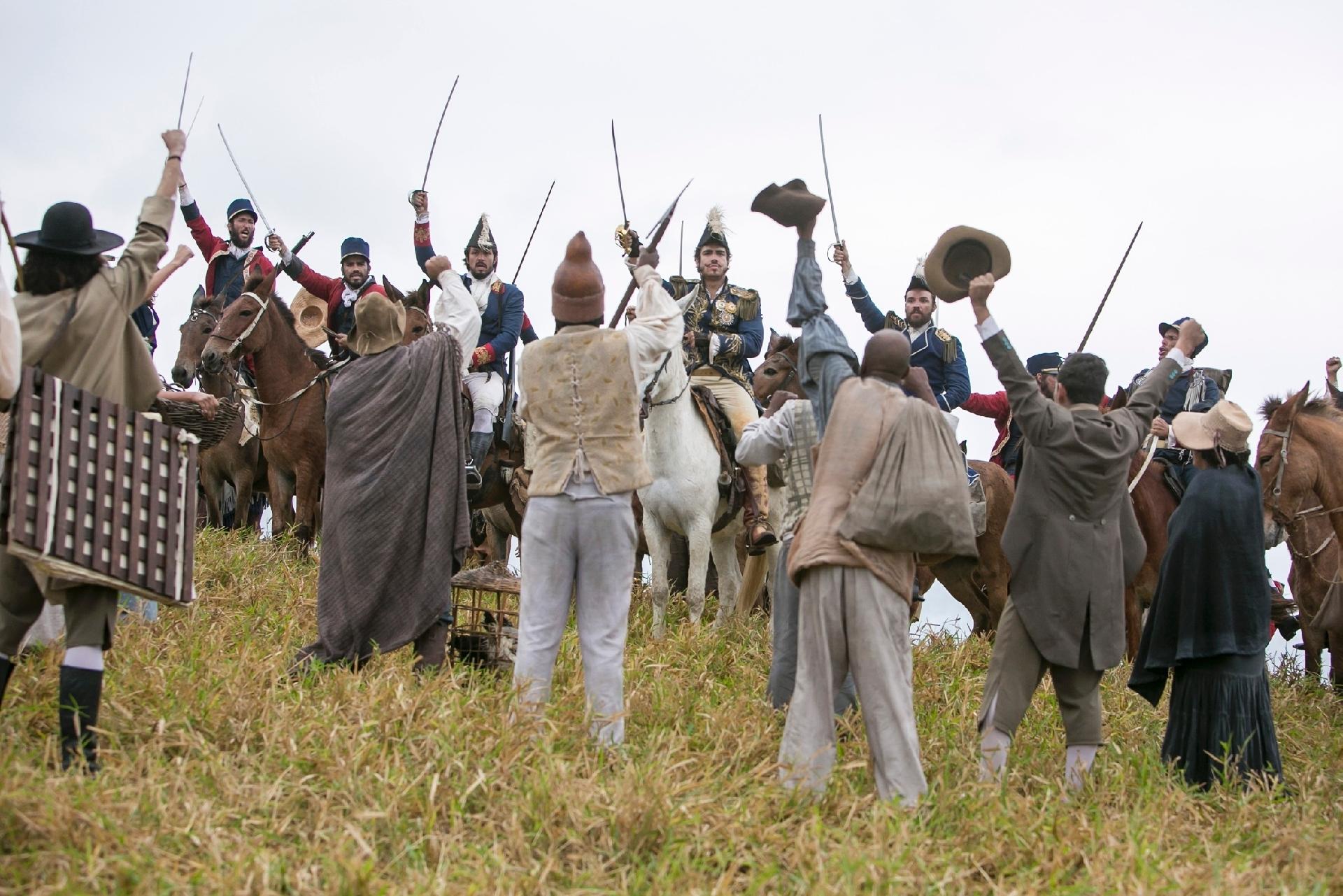 Dom Pedro (Caio Castro) declara a independência do Brasil em "Novo Mundo" - Rafael Campos/TV Globo