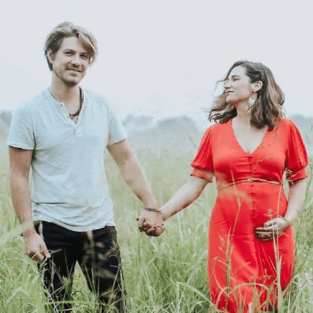 Taylor Hanson e Natalie Hanson estão esperando o sétimo filho - Reprodução / Instagram