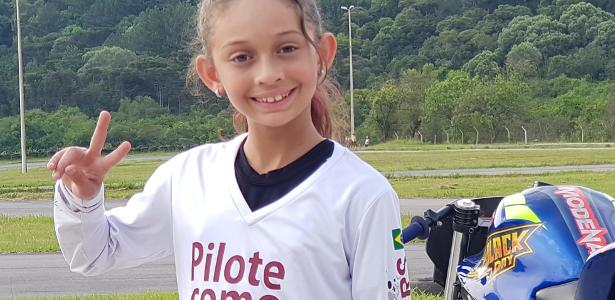 Piloto mais jovem do país, menina de 9 anos quer ser exemplo para mulheres  - 15/11/2020 - UOL Universa