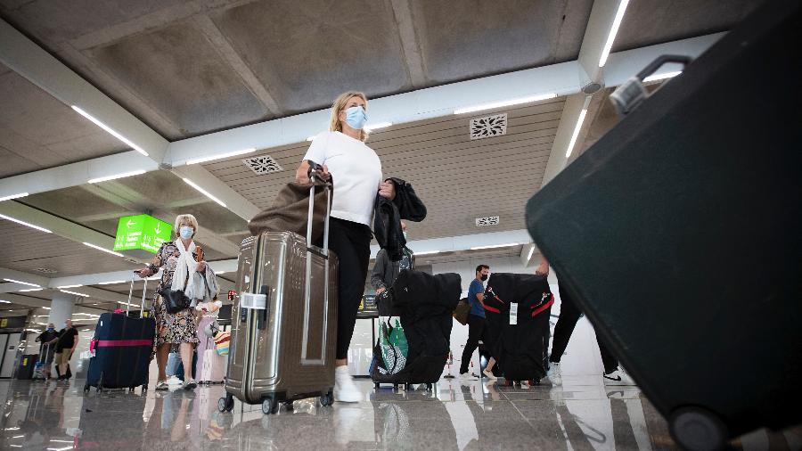 Todos os viajantes que cheguem à Espanha a partir do Brasil deverão passar por uma quarentena de dez dias - Getty Images