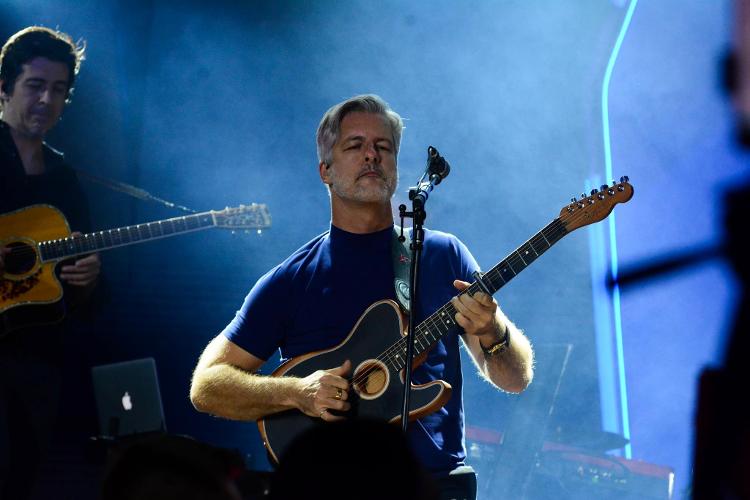 Victor se apresenta com o irmão, Leo, na Festa do Peão de Barretos 2024