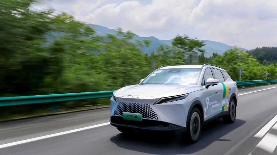 Híbrido plug-in, Omoda 7 PHEV é um dos vários lançamentos que a Omoda Jaecoo terá no Brasil até 2026 - Divulgação